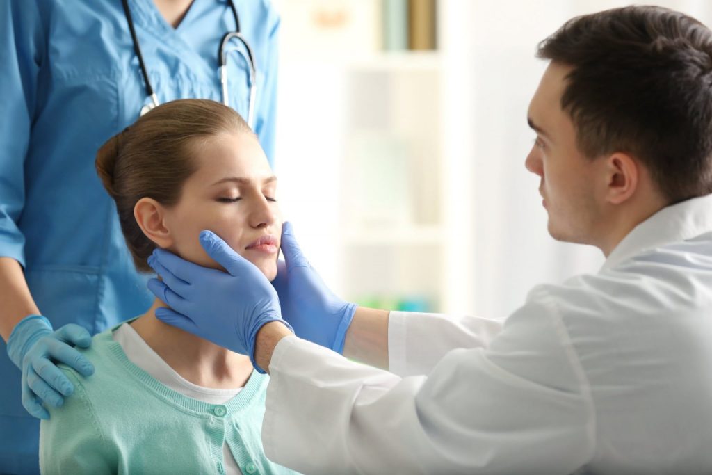 مضاعفات عملية تجميل الأنف